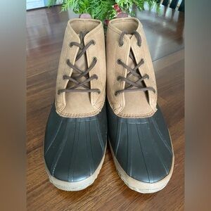 Sperry Men's like new Brown and Tan breakwater Boots size 13